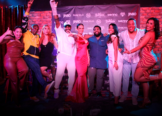 ¡Noche de éxito inolvidable para Cooltura Radio en su primer show en vivo!