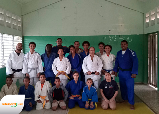 Soribel Paulino ofrece charla y entrenamiento de judo en SFM