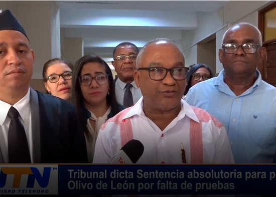 Tribunal dicta Sentencia absolutoria para periodista Olivo de León por falta de pruebas