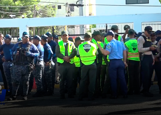 Digesett advierte retención de motocicletas sin casco, seguro o documentos en SFM