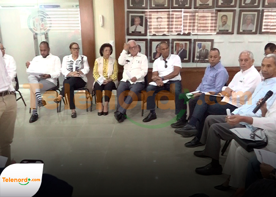 Autoridades y dirigentes comunitarios verifican plan de presupuesto 2026 en SFM