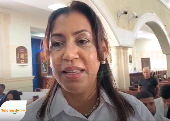 Vicealcaldesa resalta valor histórico del 24 de abril durante misa en SFM