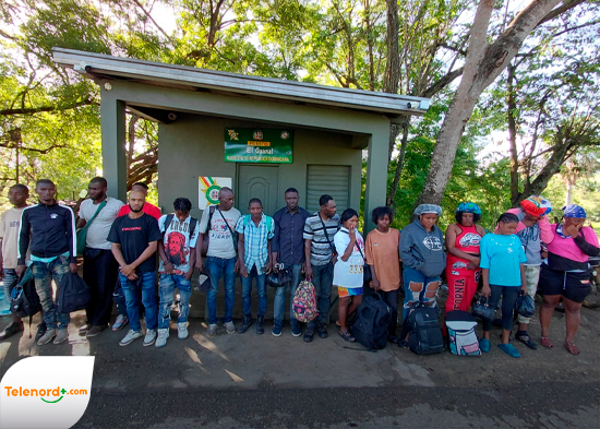 Ejército detiene jeepeta con 17 indocumentados en operativo en Santiago Rodríguez
