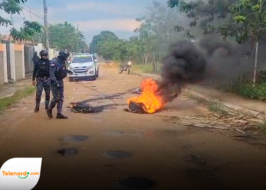 Nueva vez se registran incendios de neumáticos en el sector mama tingo de SFM