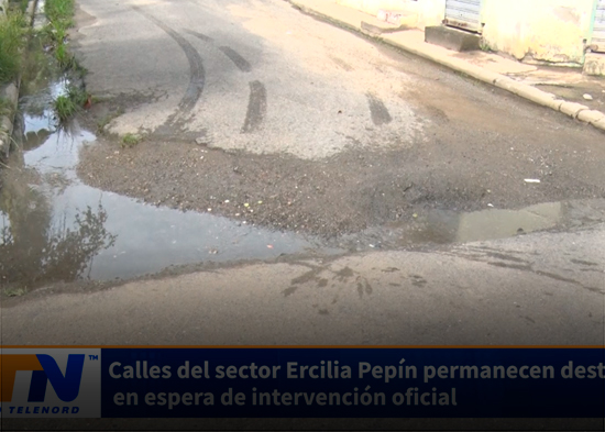 Calles del sector Ercilia Pepín permanecen destruidas en espera de intervención oficial