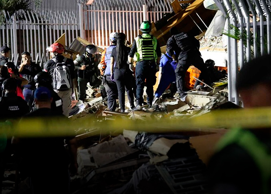Trump anuncia ayuda por terremotos en Venezuela y dice que los reportes "no son buenos"