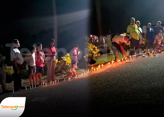 Comunitarios encienden velas en reclamo de calles en San José de Conuco-Salcedo