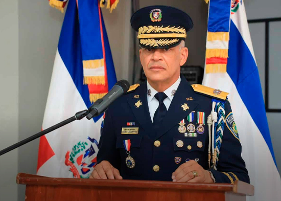 Director de la Policía da 30 días para declarar patrimonio y amenaza con destituir a incumplidores