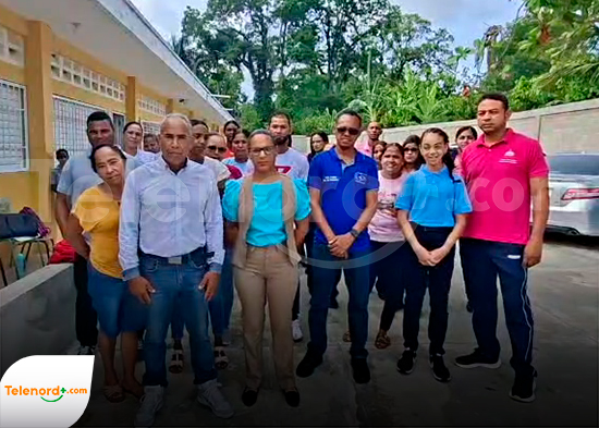 Padres y comunitarios de La Bajada rechazan inicio del año escolar por malas condiciones de escuela