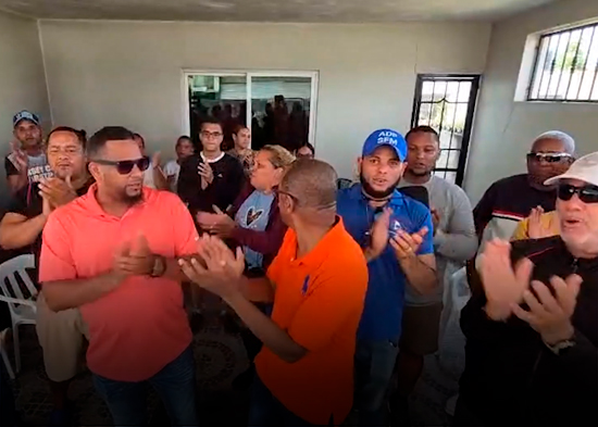 Gobernadora de Duarte garantiza asfaltado en Carmen Añil y otros sectores de SFM