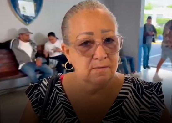 Mujer denuncia supuestas amenazas de muerte y agresiones por parte de vecinos