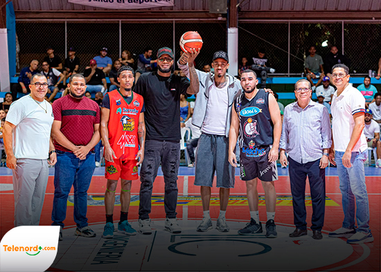 Julián Javier acaricia la corona tras apabullar a La Chicharra en la final del baloncesto superior de Tenares