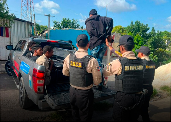 DNCD decomisa más de 19 mil gramos de drogas en La Romana, La Altagracia y El Seibo y arresta a 113 personas