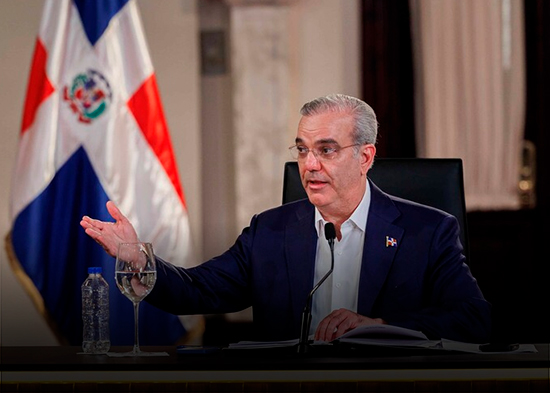 Abinader ordena publicar las auditorías de la Contraloría a partir de octubre